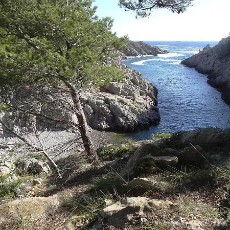 Magda Park J-2e * L' Escala
