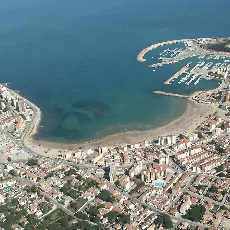Magda Park J-2e * L' Escala